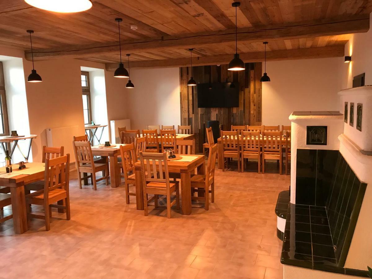 Bezrucova Skola Guest house